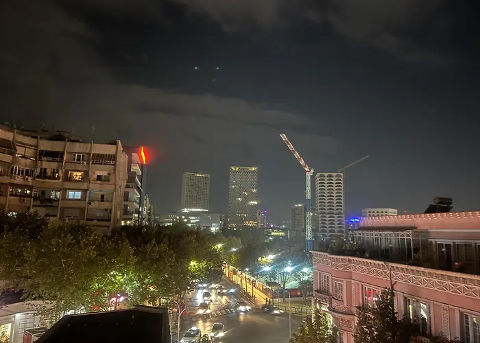 아파트 Hidden Gem In Center 티라나